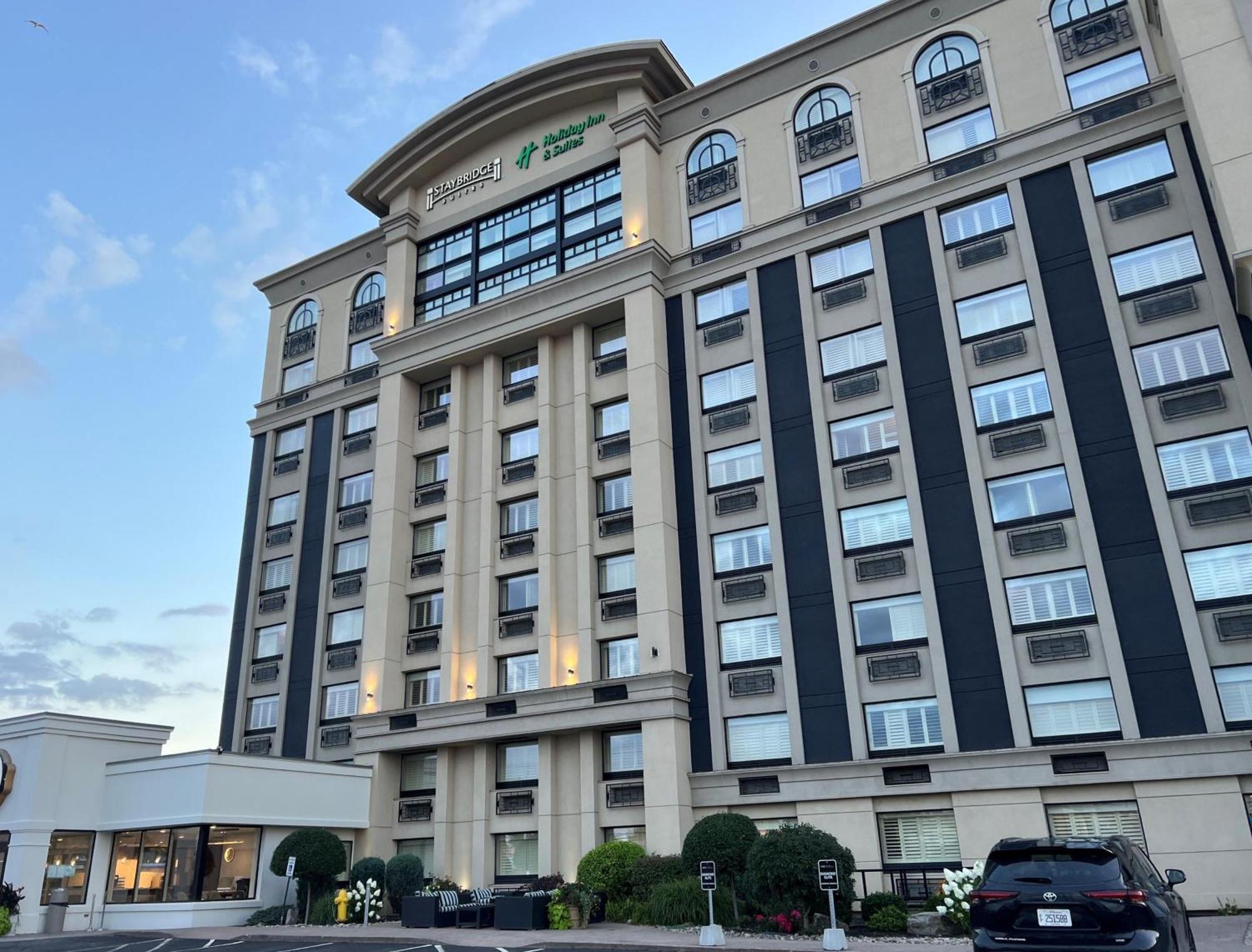 Holiday Inn Hotel & Suites St.Catharines-Niagara By Ihg Saint Catharines Экстерьер фото